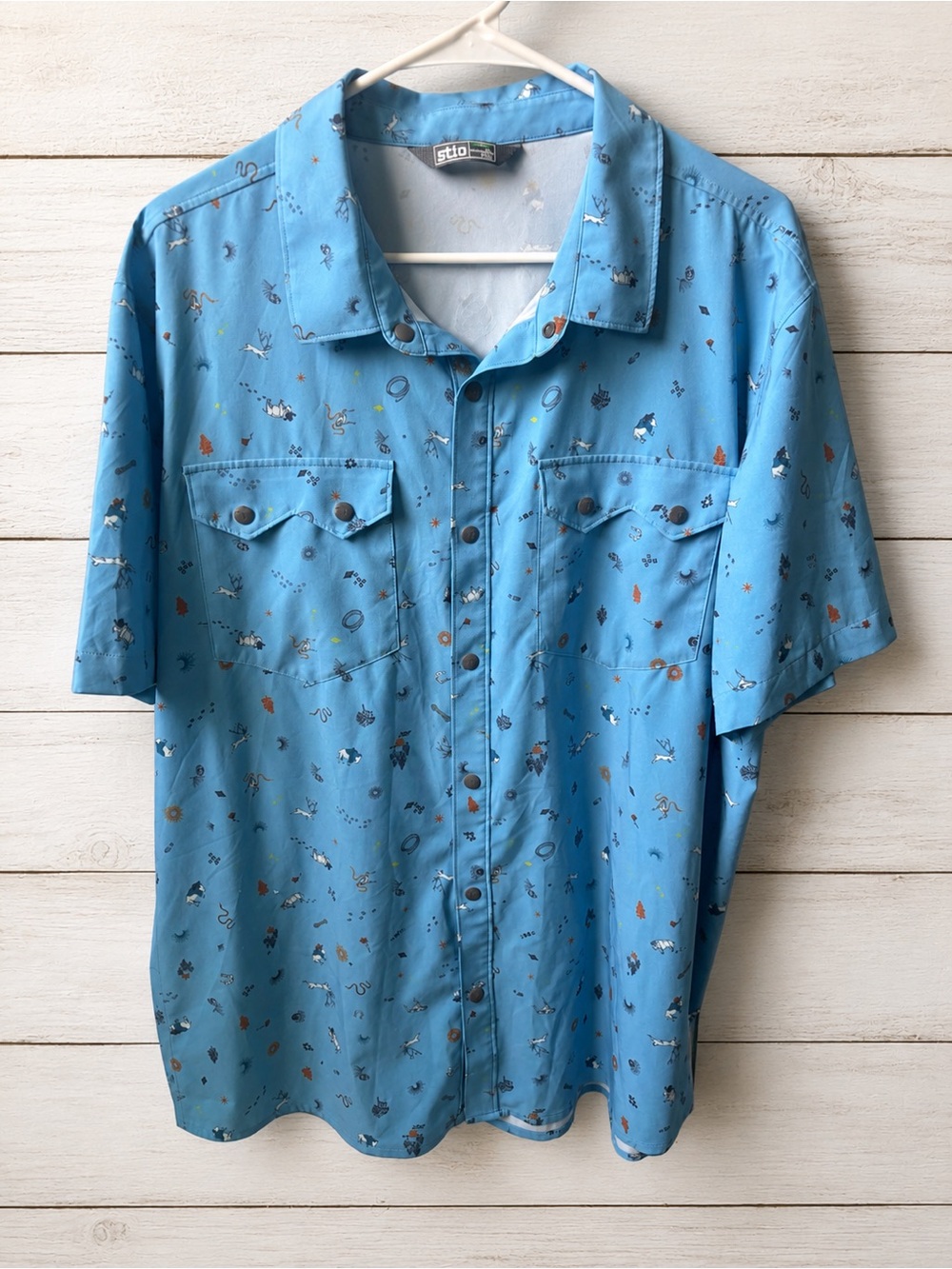 Stio Men’s XL Blue Western Snap Button Short Sleeve Shirt Novelty Print
